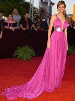 Solas o acompañadas, las chicas de Premio Lo Nuestro lucieron espectaculares y para muestra... Giselle.