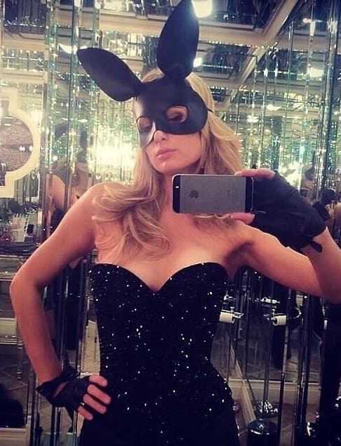 Paris es amante de la moda, por eso gran parte de su fortuna la destina a este tipo de gastos.