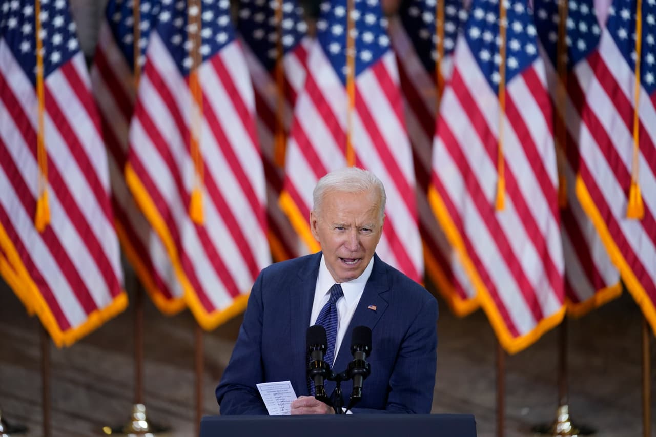Biden propone aumentar impuestos corporativos para financiar la inversión en infraestructura
