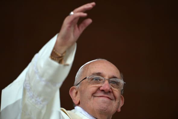 También ha dicho que la Iglesia no puede hacer de "niñera" de los cristianos, que éstos tienen que descubrir la responsabilidad de lo que significa ser bautizados y tienen que anunciar el Evangelio con valentía, "incluso sin seguridad y entre persecuciones".