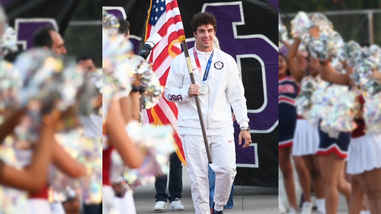Es parte de la delegación de 626 deportistas que representaron a Estados Unidos en los Juegos Olímpicos de Tokio 2020. Y es uno de los
<b>41 que regresó con una presea de plata. </b>113 medallas en total en 28 disciplinas distintas fue el resultado final para Estados Unidos, seguido de China y Japon.