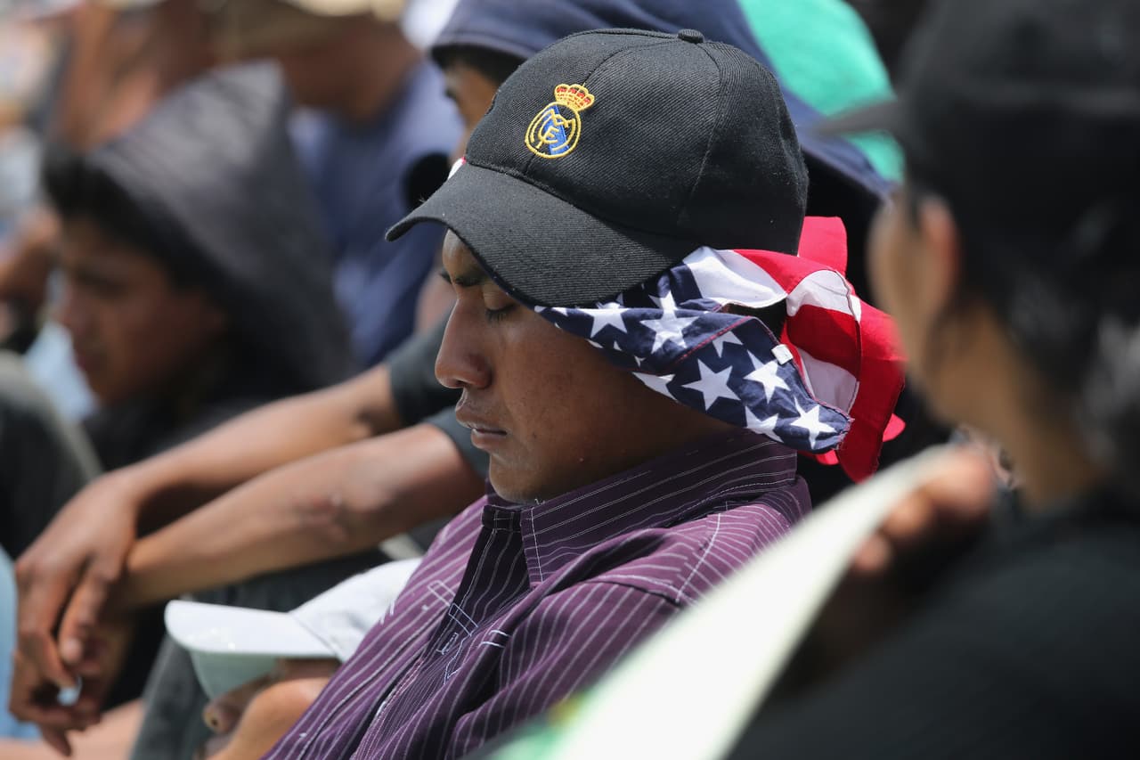 Inmigrantes que no hablan ni español ni inglés, solo maya