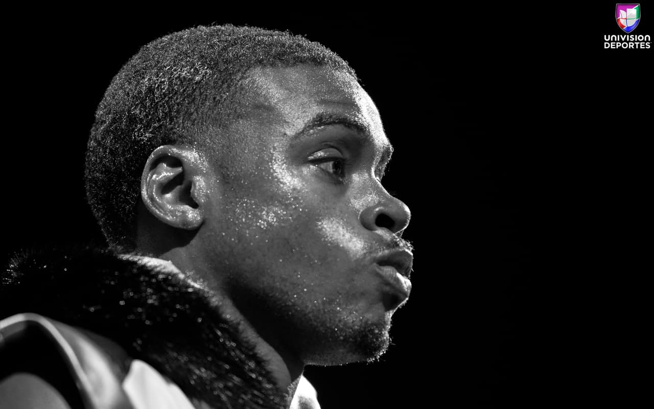 Errol Spence Jr. venció sin dificultades a Lamont Peterson y se mantiene invicto como campeón de peso welter del FIB. La diferencia fue mucha entre ambos pugilistas, incluso en el quinto asalto Peterson cayó a la lona, pero fue hasta el octavo round su entrenador ya no lo dejó salir a combatir.