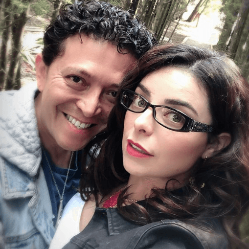 La publicación consiguió m´ás de 50 mil 'me gusta' y comentarios como: "El amor está en el aire, me gusta verte feliz", "Y que así sea por la eternidad! Feliz aniversario Viole", y "Que Dios bendiga tu matrimonio".