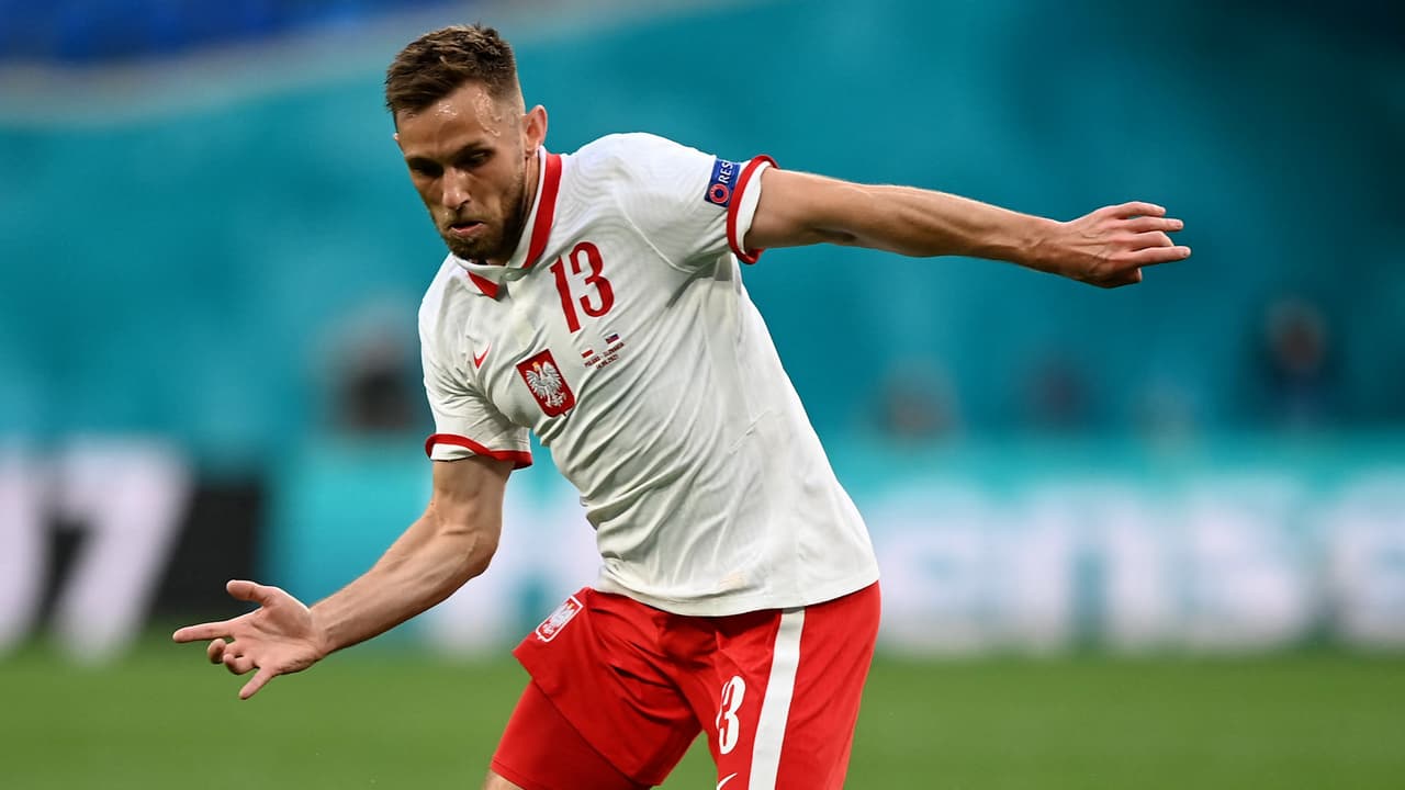 Polonia deja a jugador sin Mundial por mantenerse en Rusia