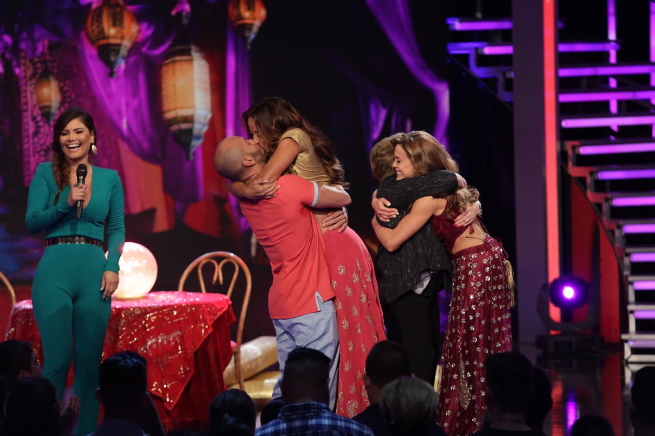 Un reencuentro familiar que dejó lágrimas y mucho coqueteo con Diego Boneta nos regalaron una noche inolvidable.
