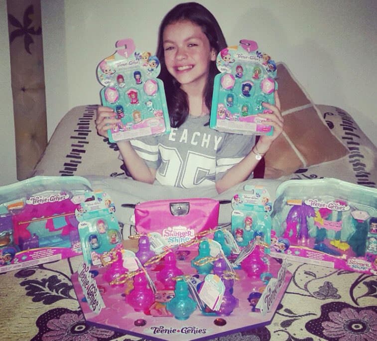 Así luce actualmente 
<b><a href="http://www.univision.com/novelas/pasion-y-poder/fernando-colunga-se-reencontro-con-su-hija-fotos">María José</a></b>, ya es toda una pre adolescente. ¿Cuál de estos personajes era tu favorito?