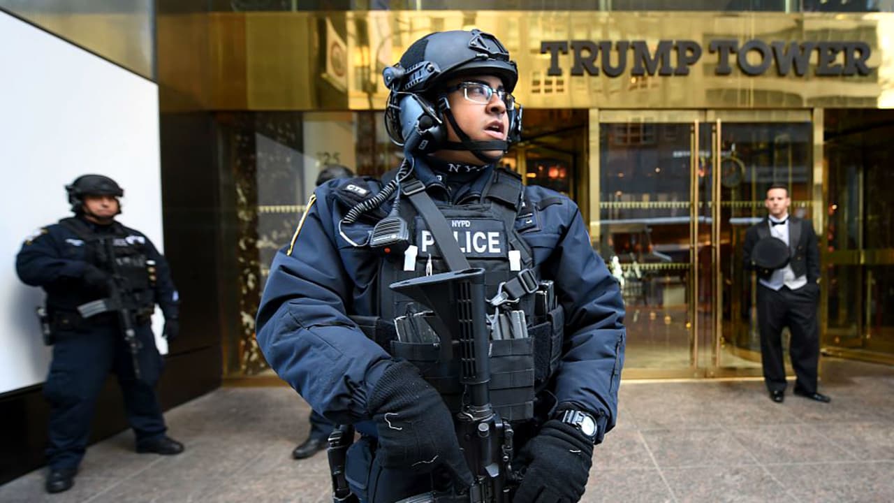 Neoyorquinos firman peticiones para no pagar por gastos de seguridad relacionados a Trump