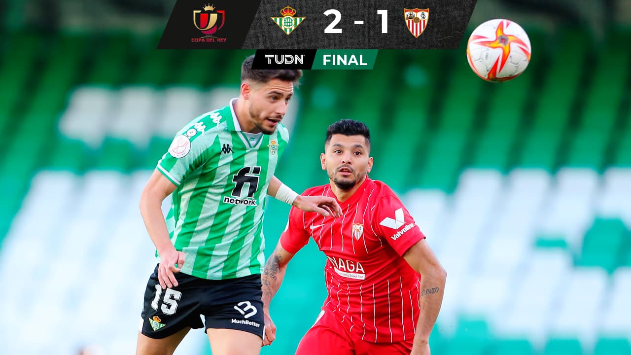 Tecatito debuta en derrota de Sevilla ante Betis en Copa del Rey