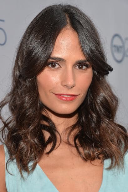 La actriz nació en Panamá, y su madre es brasileña.