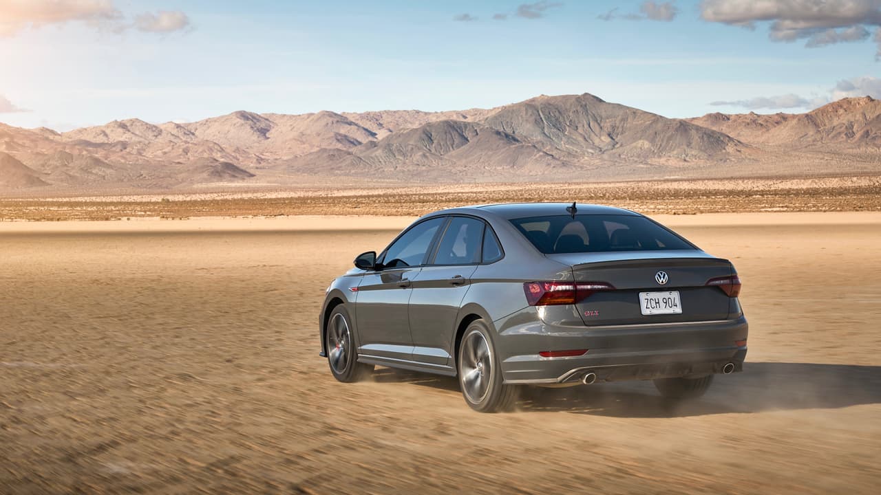 <h3 class="cms-h3-H3">Volkswagen Jetta GLI</h3>