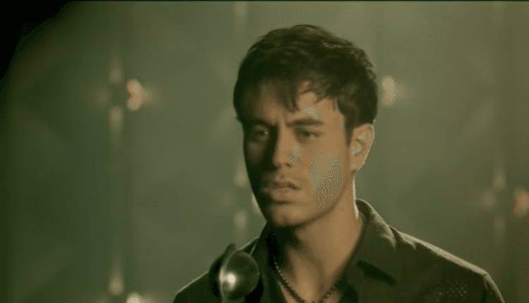 Video musical del tema "Para Qué La Vida". Disco titulado "Quizás" (2002)