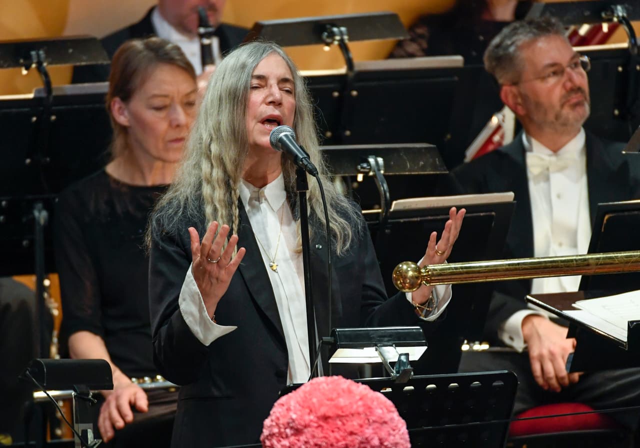 "No olvidé la letra": Patti Smith sobre su presentación en la ceremonia del Premio Nobel