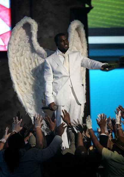 Además, este 'angelito' es el cantautor que ha logrado recibir más nominaciones para los GRAMMY.