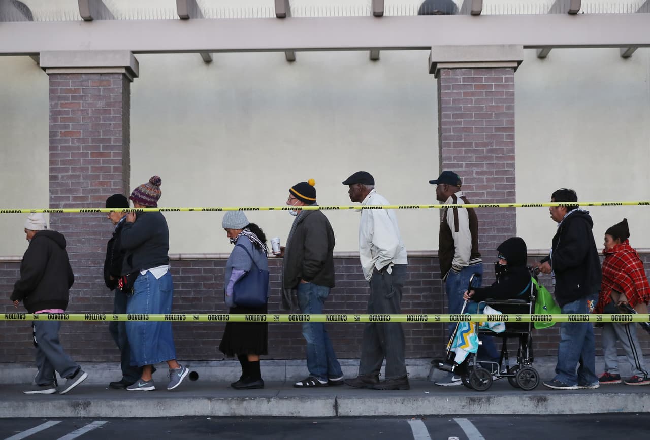 Los latinos, con el 45%, son los que más expresaron la preocupación de no poder hacer frente al pago de alquiler del mes a punto de finalizar.