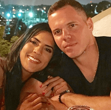 Mientras que él hizo lo propio al compartir esta tierna foto de ellos juntos, en la que sus rostros llenos de amor lo dicen todo. Un mensaje breve pero que sin duda para ellos significa mucho: "Dentro la nostra musica".