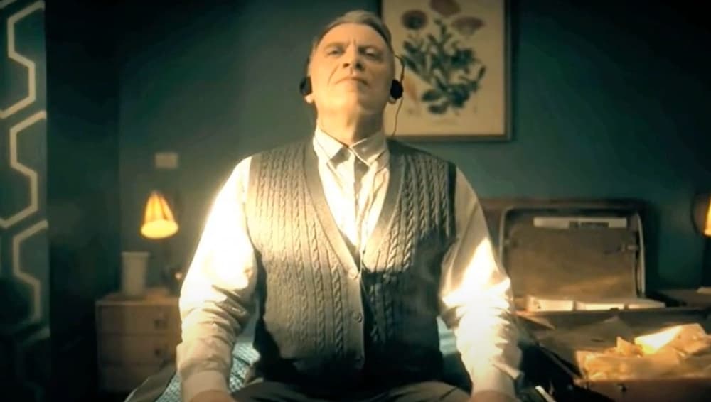 Callum Keith Rennie como Lester Pocket en The Umbrella Academy