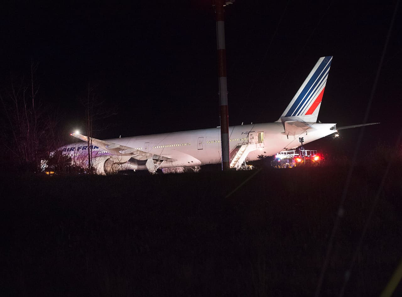Desvían dos vuelos de Air France que despegaron en EEUU e iban a Francia