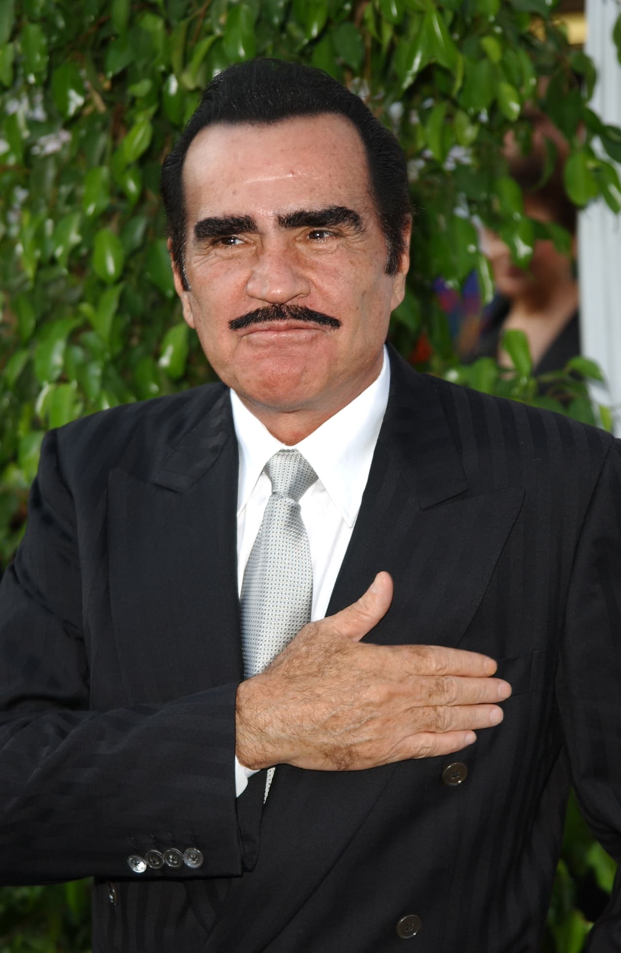 Uno de los honores más grandes que ha recibido, fue cuando fue condecorado con el Premio a la Excelencia que otorga Premio Lo Nuestro.