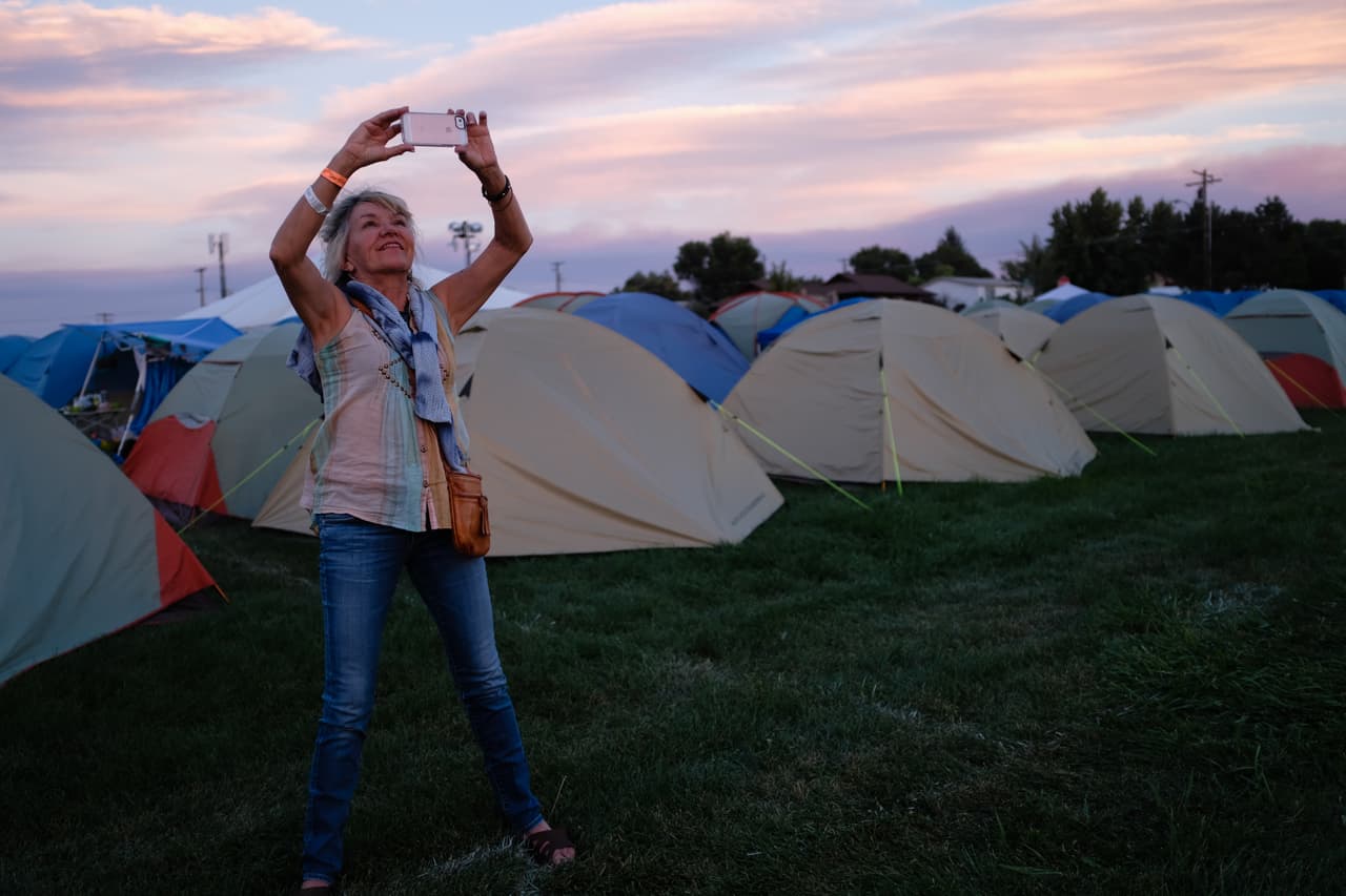 Suzanne Rapley es originaria de Santa Bárbara, California pero está acampando desde el pasado 18 de agosto en Oregon para poder presenciar el eclipse de sol.