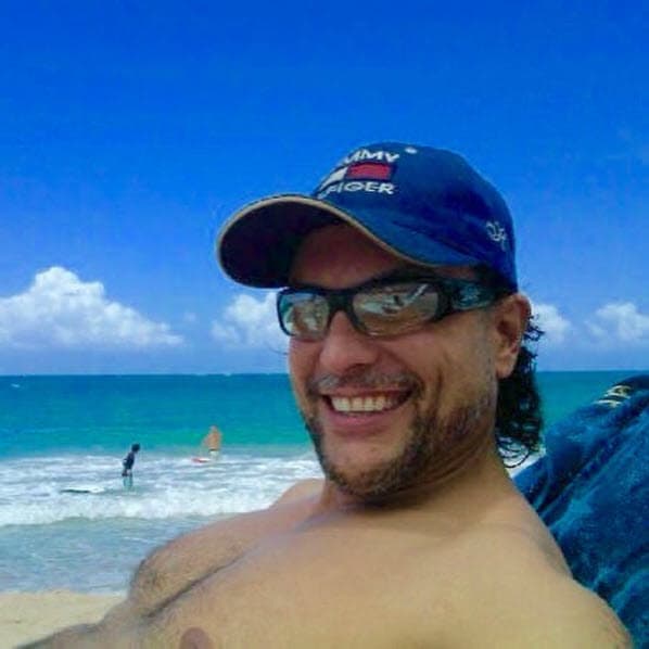 A lo largo de su carrera Osvaldo ha protagonizado y antagonizado grandes historias, entre ellas se encuentran 'Abrázame muy fuerte', 'Natalia', 'Ángel rebelde' y 'Tres destinos'.