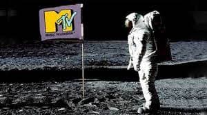 <a href="https://www.univision.com/entretenimiento/cultura-pop/programas-de-mtv-con-los-que-crecimos-y-que-queremos-que-regresen-ya">El canal de paga MTV fue uno de los más populares entre los 90 y 2000 </a>gracias a sus videos musicales y programas únicos, los cuales aún permanecen en la memoria de muchos. Si bien ya no es el mismo de antes, recordamos algunas de las caricaturas, series y realitys con los que seguro creciste.