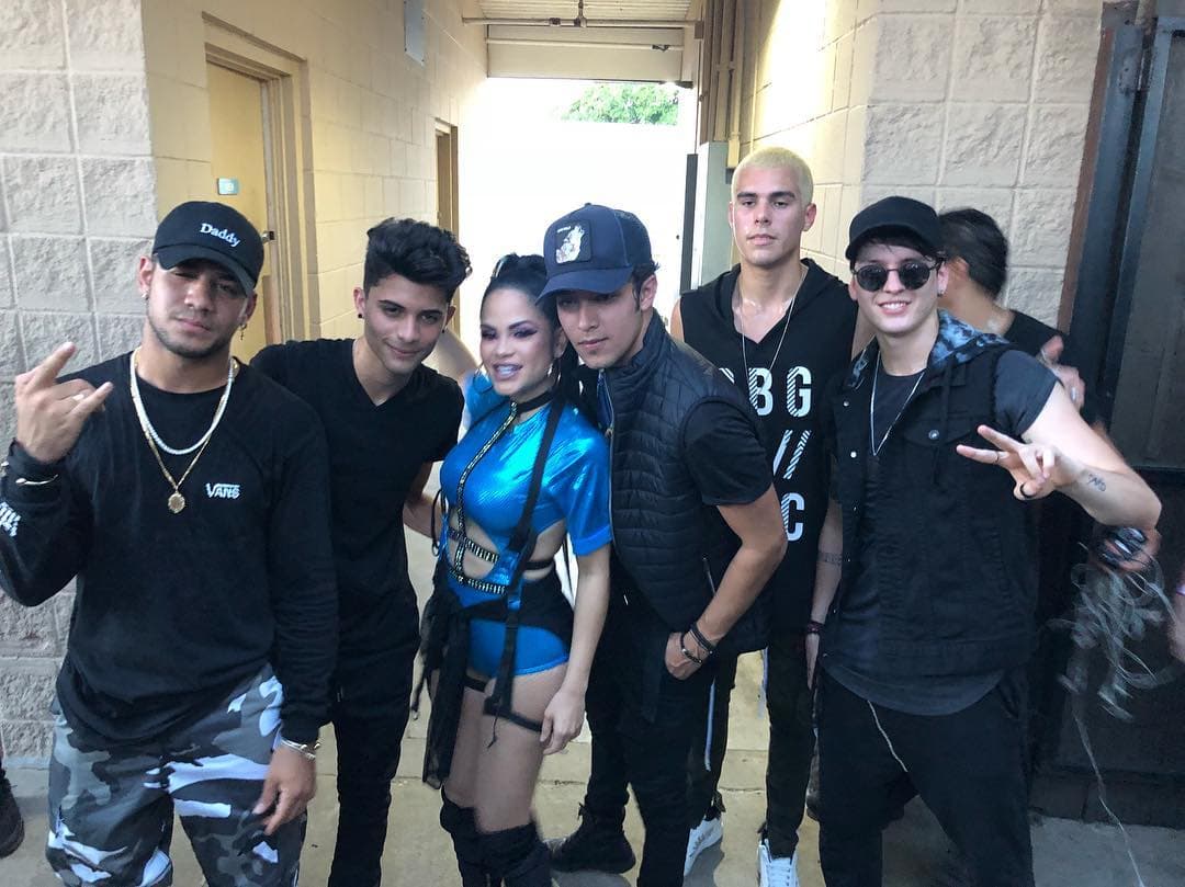 Pero también se cruzó con los chicos de CNCO, que estuvieron fenomenales.