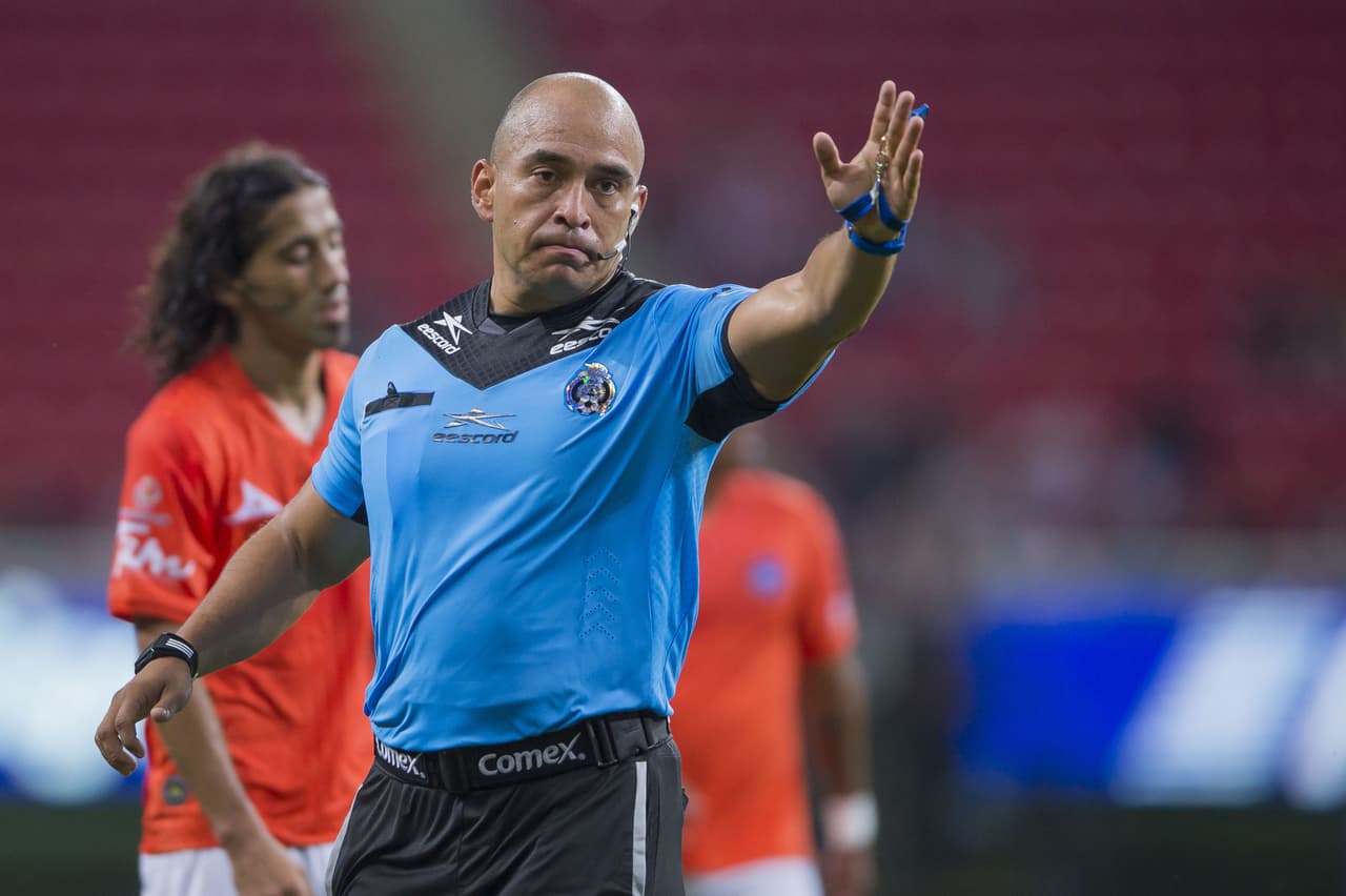 Los amonestados del encuentro: Esneyder Mena y Ronaldo González; ambos de Correcaminos.