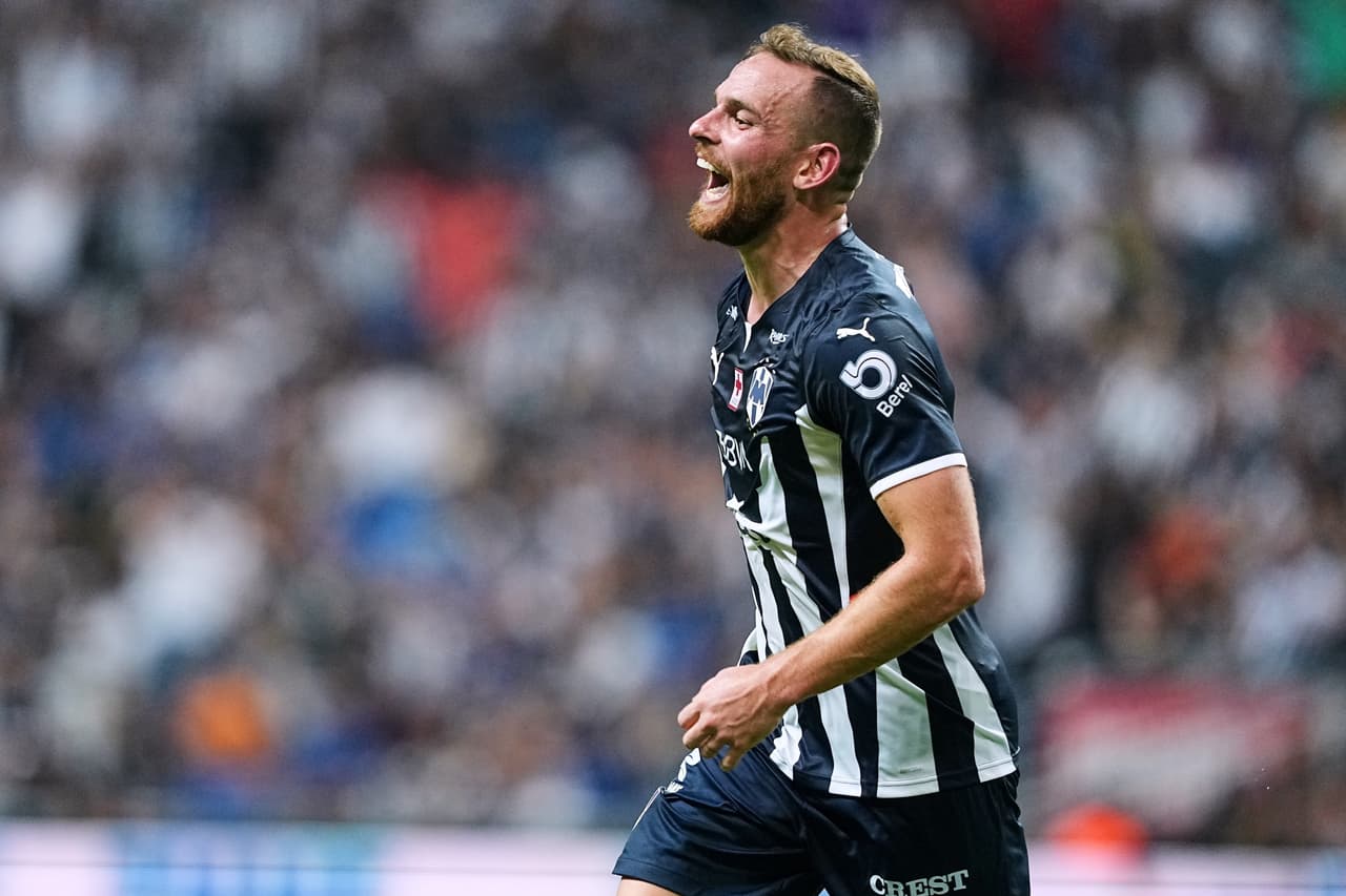 El delantero neerlandés
<b>Vincent Janssen</b> llegó a Rayados en 2019 después de pasar por el Tottenham, Fenerbahce y AZ Alkmaar