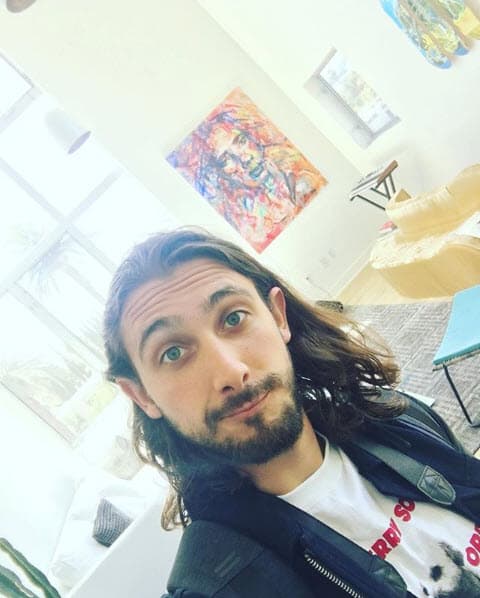 Por su parte, Emiliano se graduó en 2017 de la licenciatura en Arquitectura, estudió en el Instituto Pratt de Nueva York.