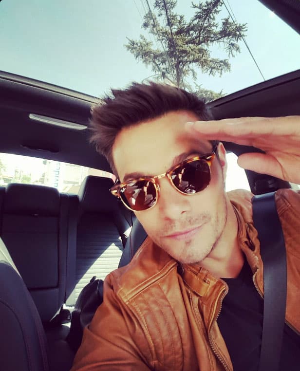 Reveló que sintió un poco de nervios al integrarse a la producción porque entró a la mitad de la historia, pero sus compañeros lo recibieron con los brazos abiertos.