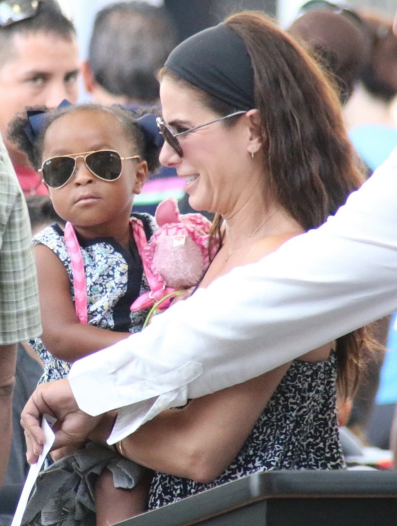 Sandra es una mamá muy dulce.