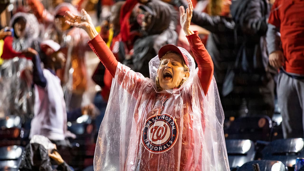 Gritos y lágrimas de felicidad: los Washington Nationals se llevan la Serie Mundial por primera vez en su historia