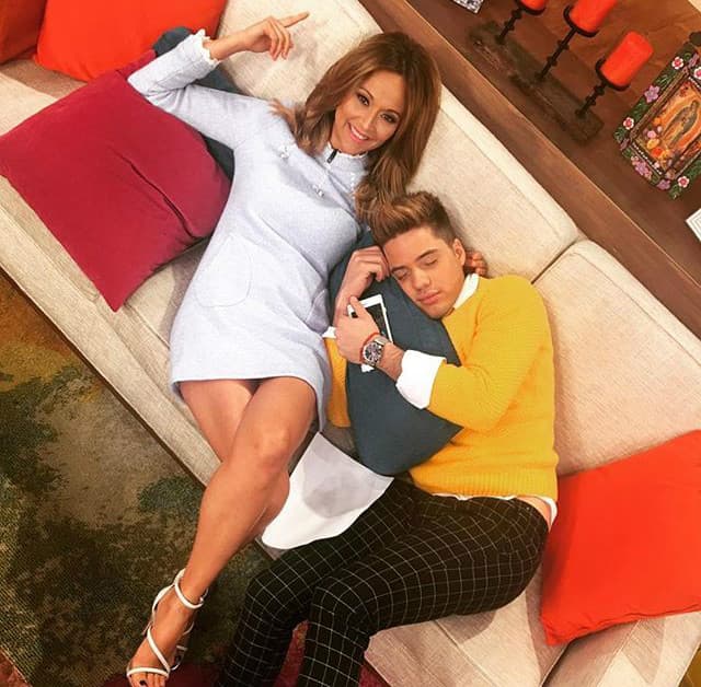 ¿Quién dijo sueño? Willy aprovecha los cortes comerciales para caer en los brazos de Morfeo. (2 de marzo, 2016)