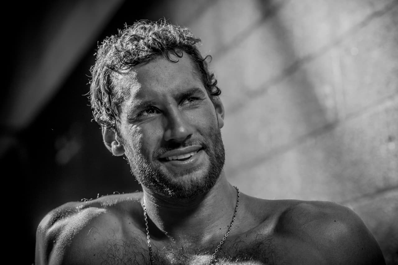 Franco Noriega en exclusiva para Mira Quién Baila. 
<br> Fotógrafo: 
<b>Felipe Cuevas / Univision</b> Locación: 
<b>CrossFit Doral – Miami, FL</b> Vestuario: 
<b>Blanca Elena Martínez</b> MakeUp: 
<b>Rocco Donna Hair & Beauty Art</b>