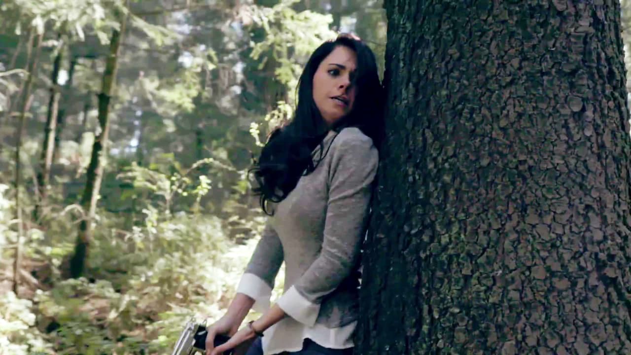 Al pisar suelo mexicano, Óscar trató de asesinarla. Afortunadamente, Yolanda sobrevivió al ataque.