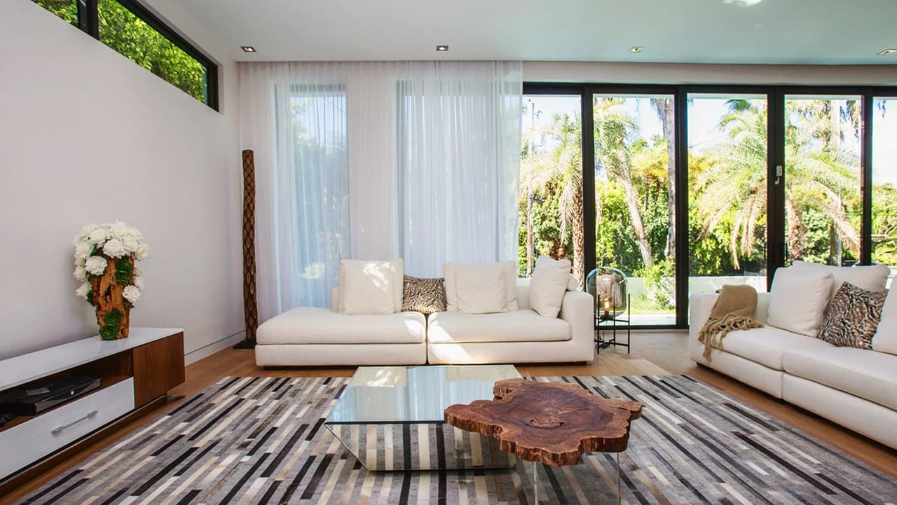 <b>Toda la tecnología de la casa podrá controlarla desde el teléfono móvil,</b> desde poner su música favorita hasta administrar la iluminación de casa espacio.