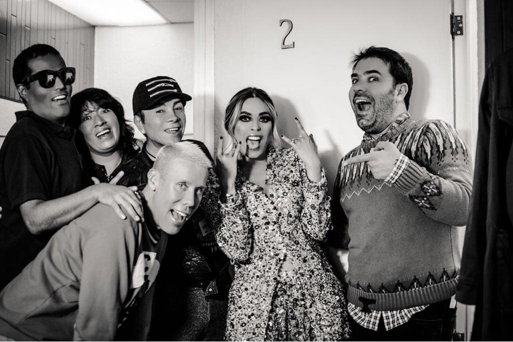 Galilea cuenta con un equipo completo de trabajo que la ayuda en sus elecciones estilísticas. El team está compuesto por Aldo Rendón, Lety Vera, Jorge Beltrán, Alfonso Waithsman y Bernardo Javier.