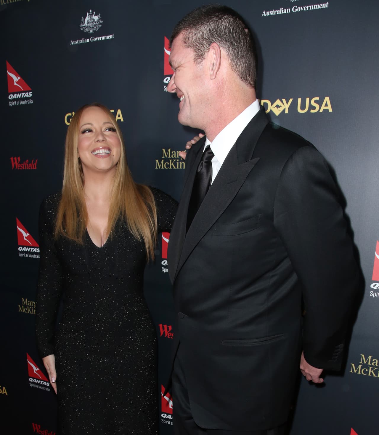 Y los reflectores no dejaron de tomarlos.