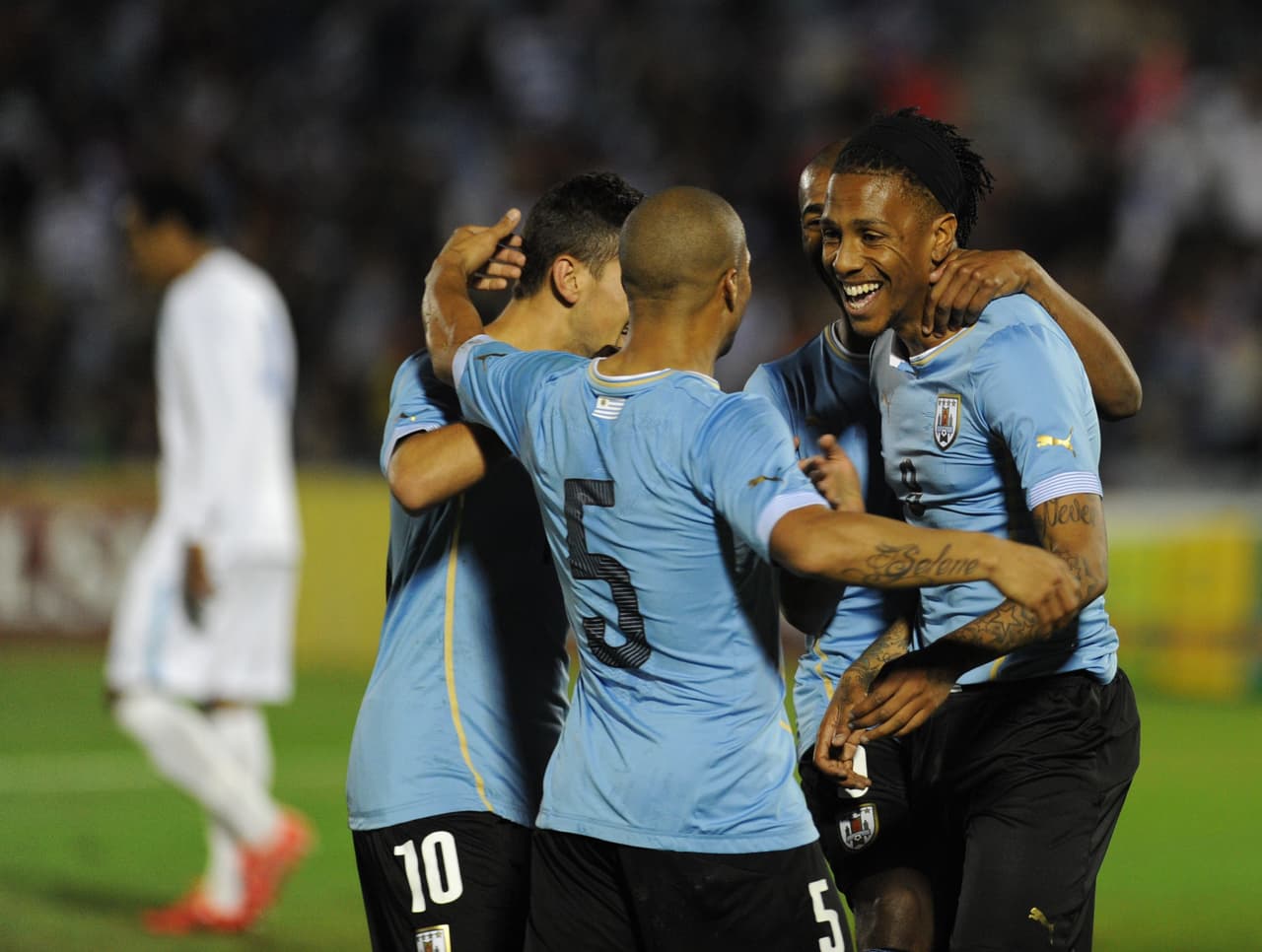 Uruguay goleó a Guatemala e ilusiona para la Copa América