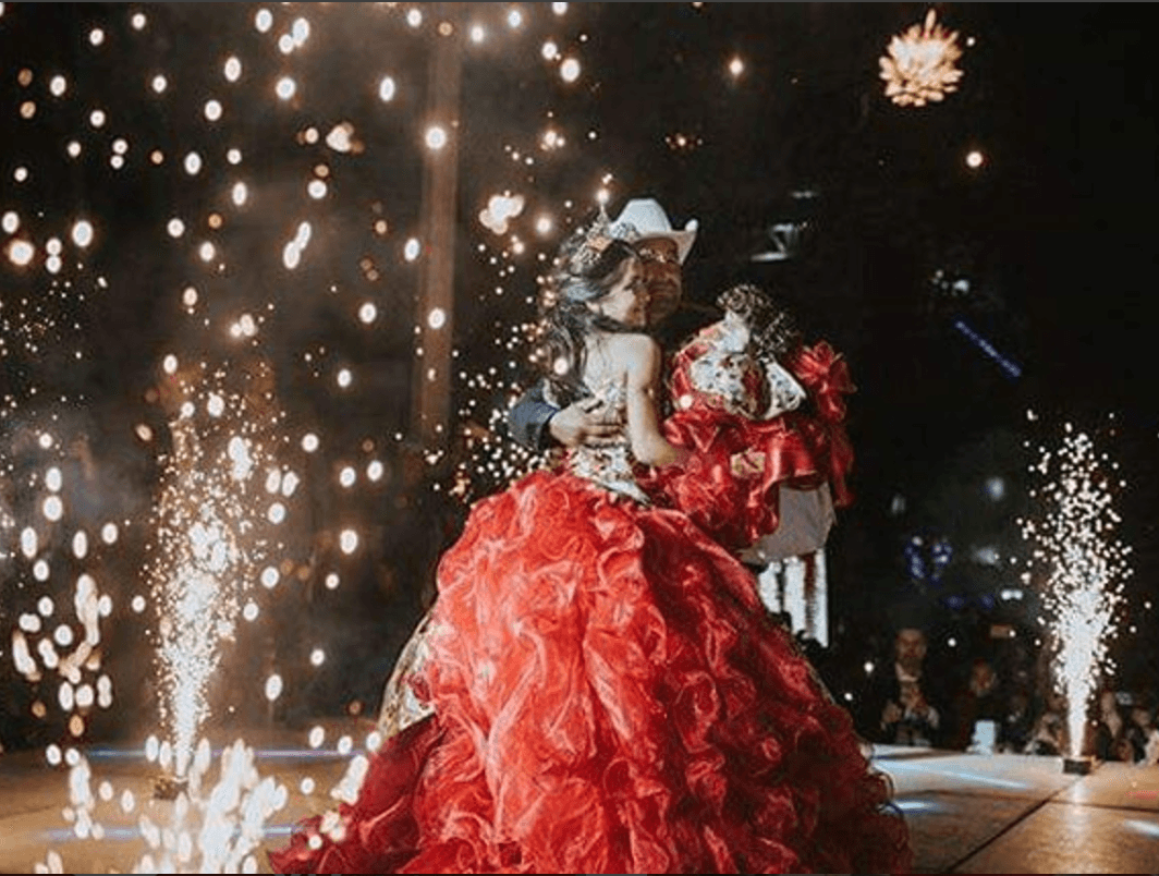 El 26 de diciembre, Rubí Ibarra García celebró en grande sus 15 años, que había cumplido el 31 de agosto.