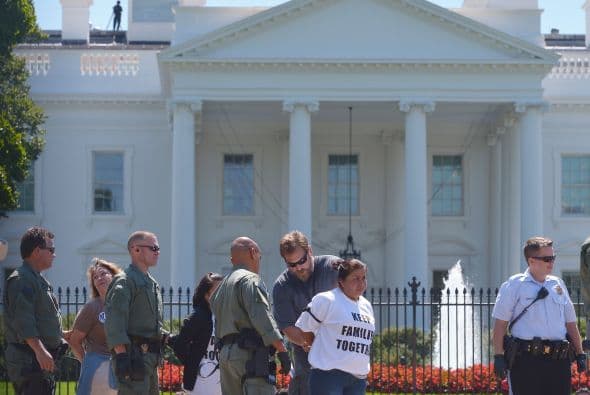 La casa Blanca alista medidas migratorias que serán anunciadas a finales del verano.