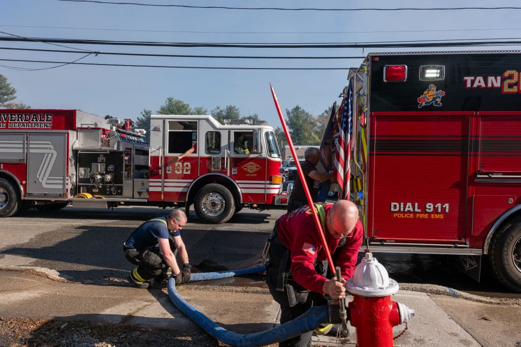 El incendio de Pompton Lakes, en Nueva Jersey, amenazaba además 56 estructuras, residenciales y comerciales.