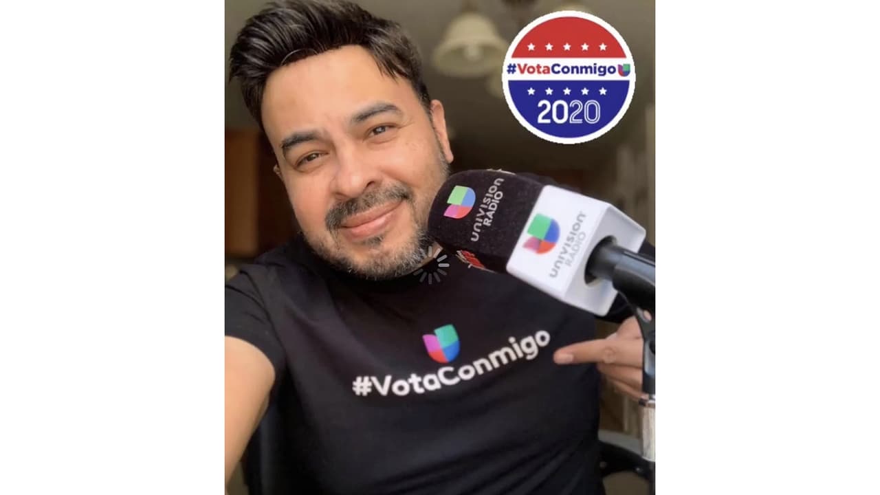 Federico Hernández, locutor de la estación de radio de Univision KGBT La Jefa 98.5 FM, le dio a sus seguidores de Instagram algunos consejos valiosos para votar por correo. “El paso más importante en el proceso electoral es entregar su boleta. Recuerde hacerlo con tiempo y no esperar al día de las elecciones para entregarla”, indicó.