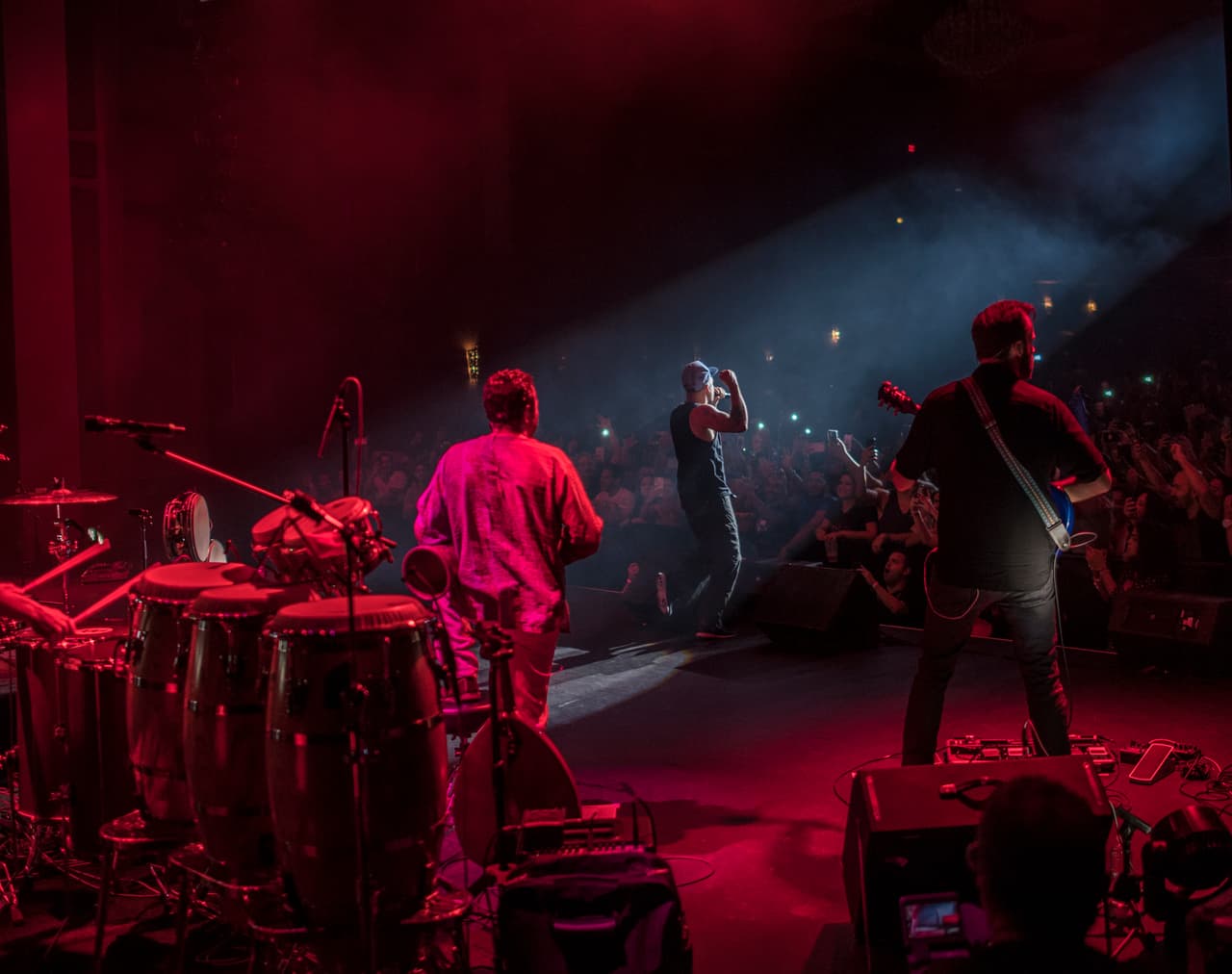 La primera canción fue 'Anormal'.