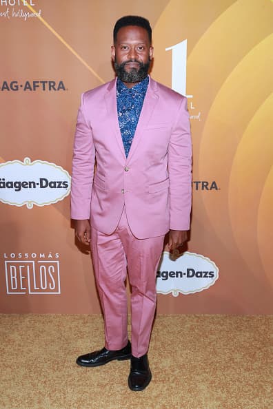 En tono rosado, el famoso actor puertorriqueño 
<b>Modesto Lacen</b> también se dejó ver en la gala.