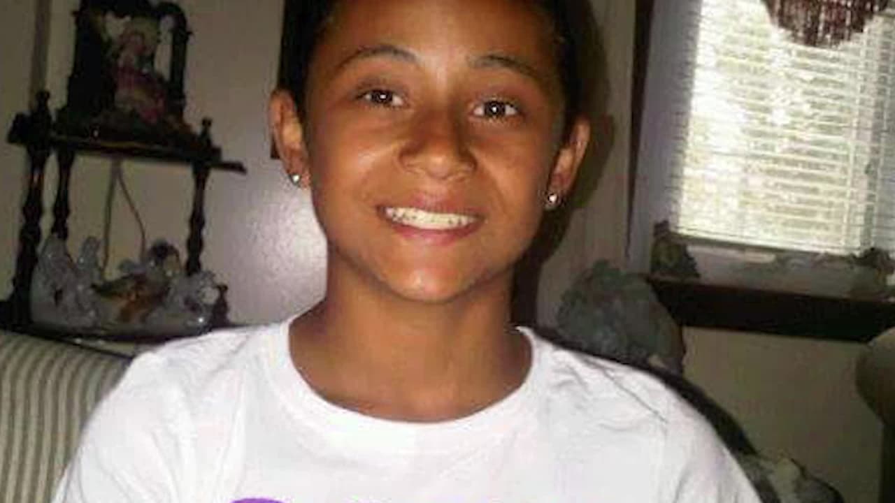 La madre de una joven asesinada por la MS-13 en Nueva York demanda a distrito escolar por no proteger a su hija