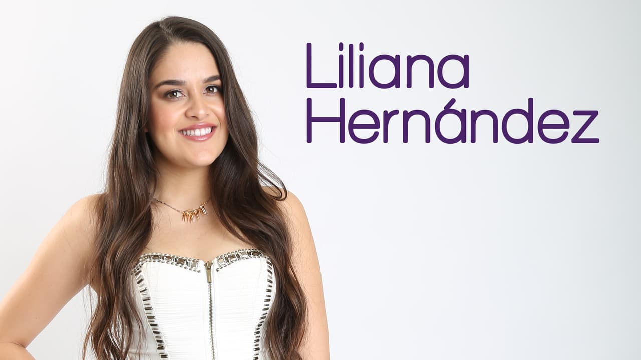 Nació en Modesto, California y tiene 20 años de edad. Ella se considera una persona alegre, chistosa y respetuosa.