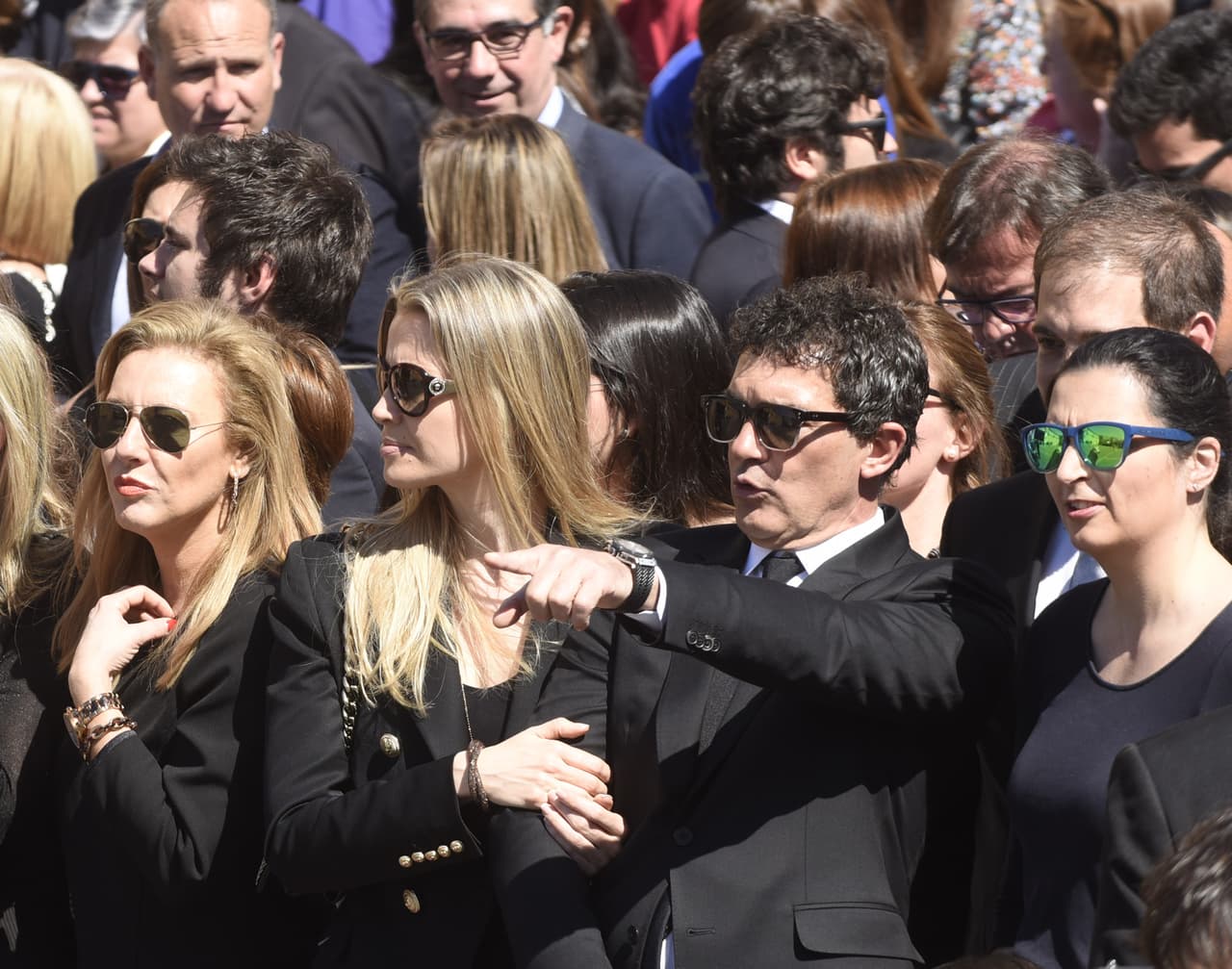 Presenciaron la procesión de Cristo.