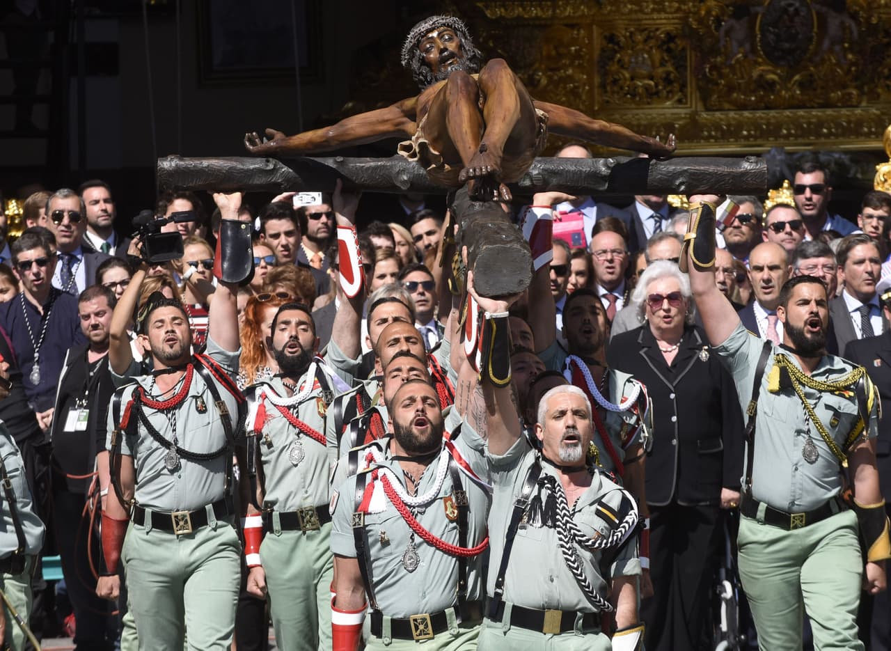El español estuvo muy romántico con Nicole Kimpel en su natal Málaga.